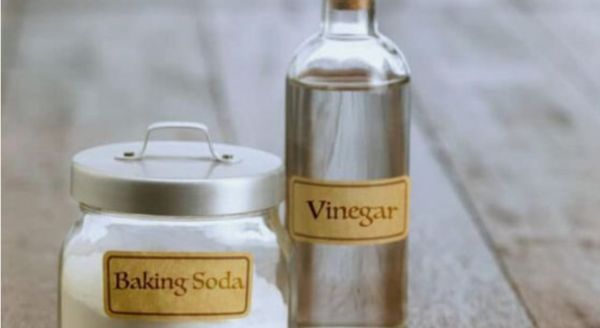 baking-soda-and-vinegar